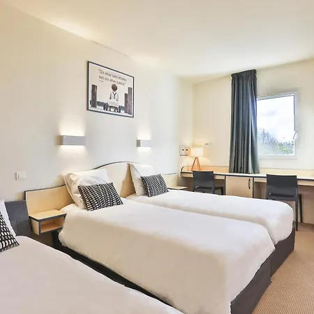 Ace Vendee Saint Hermine Hotel