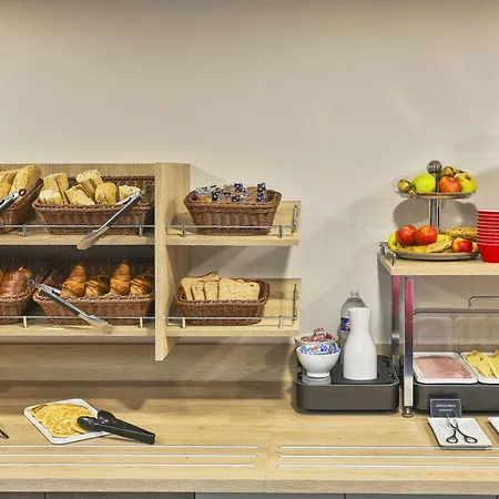 Ace Vendee Saint Hermine ホテル Sainte-Hermine