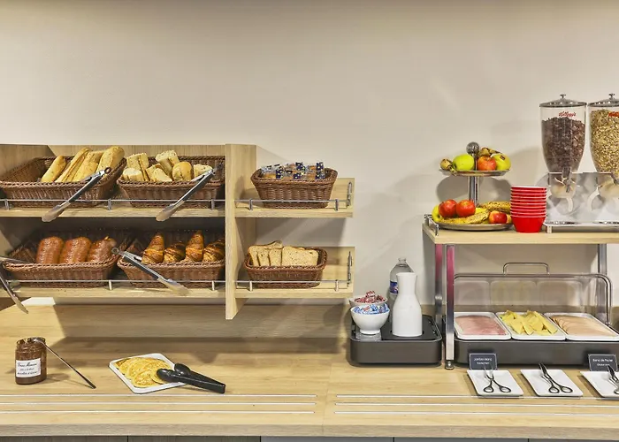 Ace Vendee Saint Hermine Hotel Sainte-Hermine