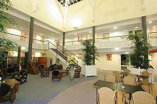 Ace Vendée Saint Hermine 3*